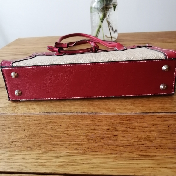 KS18 red and beige bag with long handle - Picture 4 of 4